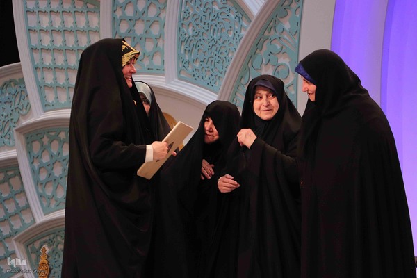 مراسم اختتامیه بخش نغمات بانوان چهل و هفتمین دوره مسابقات سراسری قرآن کریم در مصلی تبریز برگزار شد.