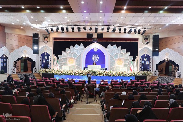 سومین شب چهل‌وهفتمین دوره مسابقات سراسری قرآن در بخش بانوان /۲