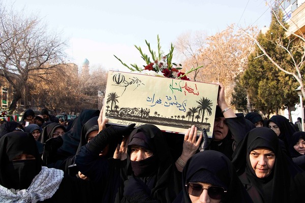 تشییع پیکرهای مطهر شهدای گمنام در تبریز