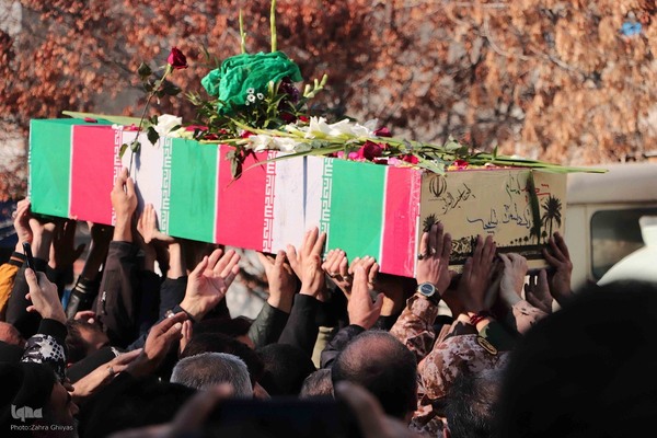 تشییع پیکرهای مطهر شهدای گمنام در تبریز