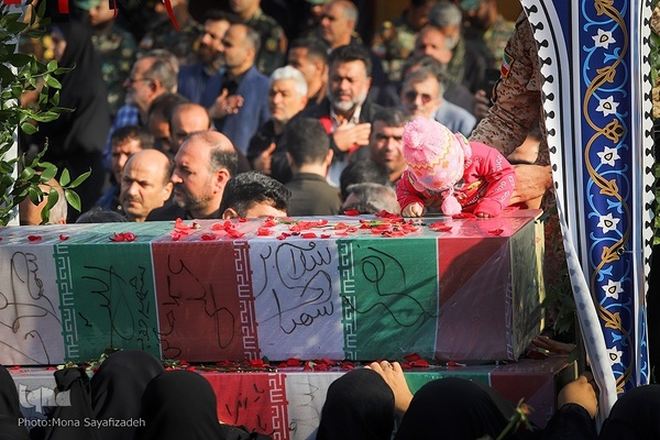 تشییع پیکرهای مطهر شهدای گمنام در اهواز