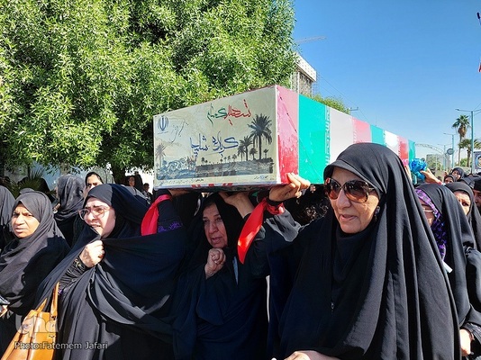 تشییع پیکرهای مطهر شهدای گمنام در هرمزگان