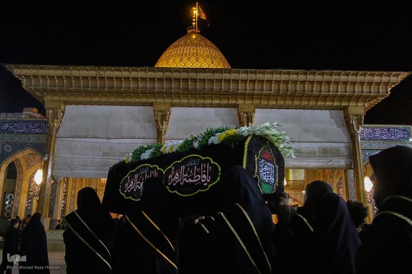 تشیع نمادین حضرت زهرا (س) در شاهچراغ(ع)