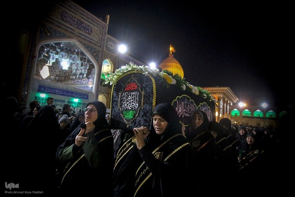 تشیع نمادین حضرت زهرا (س) در شاهچراغ(ع)