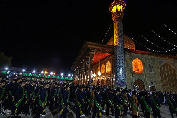 تشیع نمادین حضرت زهرا (س) در شاهچراغ(ع)