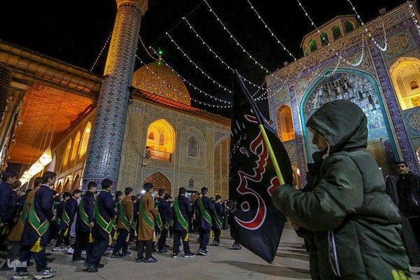 تشیع نمادین حضرت زهرا (س) در شاهچراغ(ع)