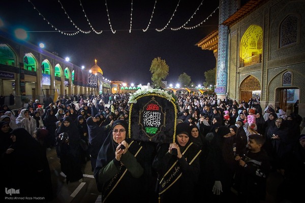 تشیع نمادین حضرت زهرا (س) در شاهچراغ(ع)