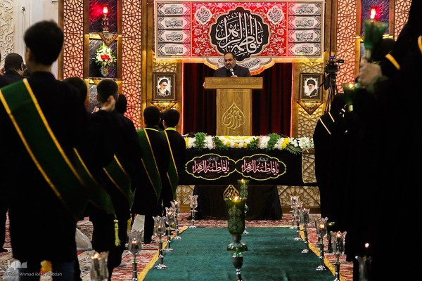 تشیع نمادین حضرت زهرا (س) در شاهچراغ(ع)