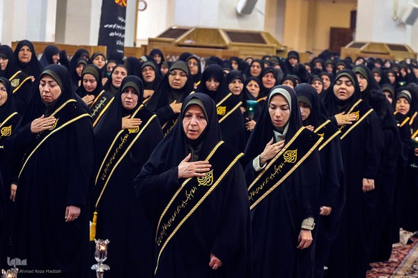 تشیع نمادین حضرت زهرا (س) در شاهچراغ(ع)