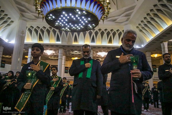 تشیع نمادین حضرت زهرا (س) در شاهچراغ(ع)