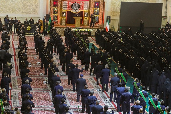 تشیع نمادین حضرت زهرا (س) در شاهچراغ(ع)