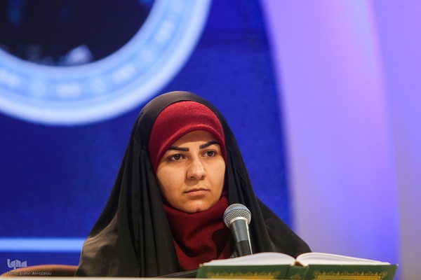 هفتمین شب مسابقات سراسری قرآن در بخش بانوان