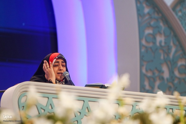 هفتمین شب مسابقات سراسری قرآن در بخش بانوان