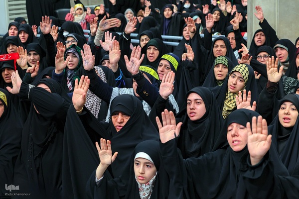 دیدار هزاران نفر از اقشار مختلف مردم درباره تحولات منطقه