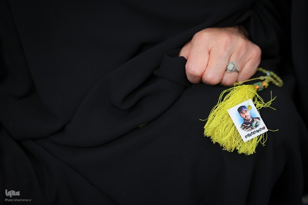 دیدار هزاران نفر از اقشار مختلف مردم درباره تحولات منطقه