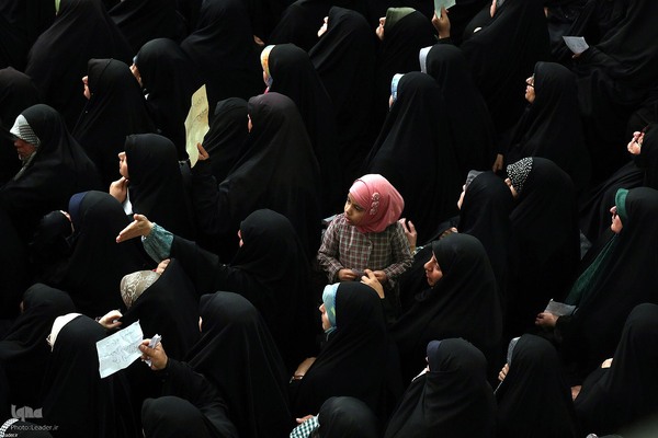 دیدار جمعی از مداحان و شاعران اهل‌بیت‌ (ع) با رهبر معظم انقلاب