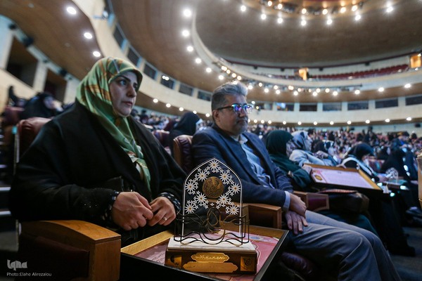 شانزدهمین همایش بانوان قرآن‌پژوه