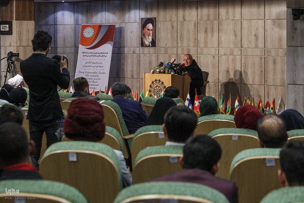 مراسم بزرگداشت میلاد حضرت مسیح(ع) و آغاز سال نو میلادی