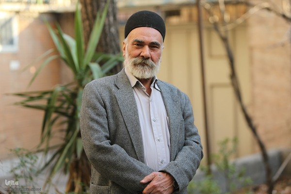 یوسف علی میرشکاک