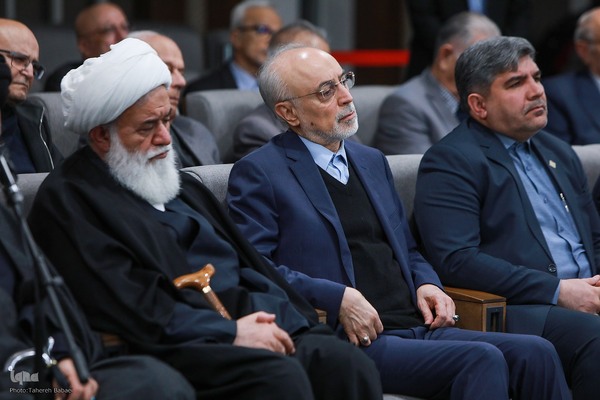 نشست اعضای فرهنگستان علوم با حضور رییس جمهور