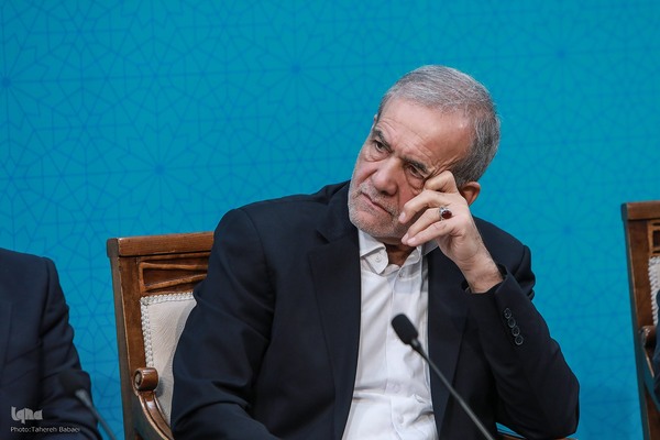 نشست اعضای فرهنگستان علوم با حضور رییس جمهور