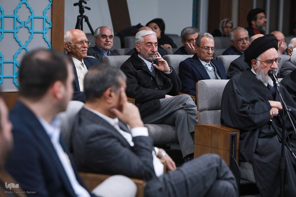 نشست اعضای فرهنگستان علوم با حضور رییس جمهور