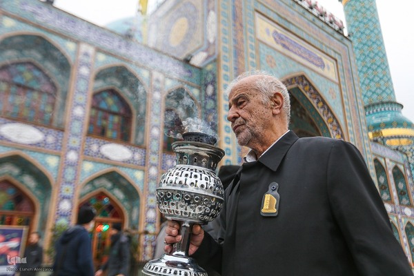 رونمایی از بزرگترین کتیبه دست‌نویس کشور در امام زاده صالح