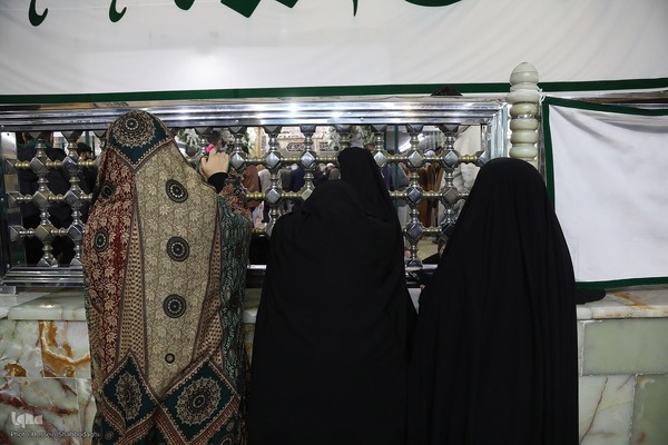 حرم امیرالمومنین علی(ع) در شب ولادت آن حضرت