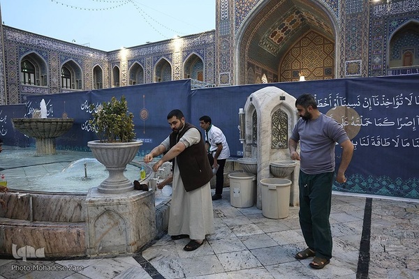  مراسم معنوی اعتکاف در مشهد