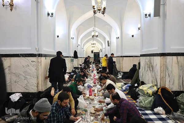  مراسم معنوی اعتکاف در مشهد