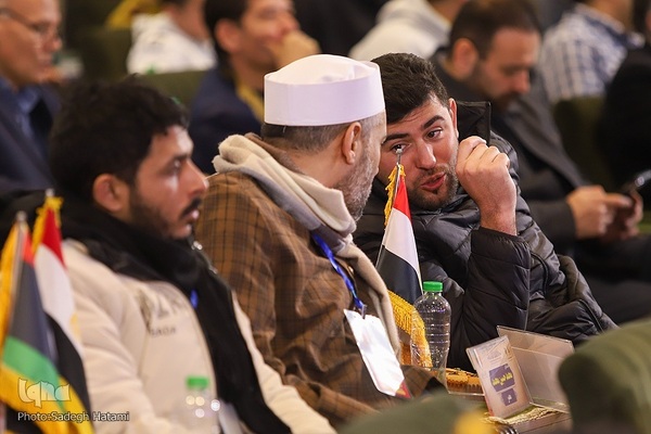 رقابت آقایان در دومین روز از مسابقات بین‌المللی قرآن /۲