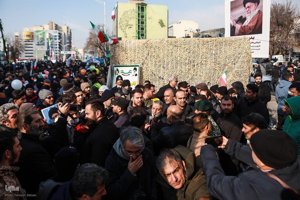  حضور امیر سید عبدالرحیم موسوی سرلشکر ارتش جمهوری اسلامی در مراسم یوم‌الله ۲۲ بهمن