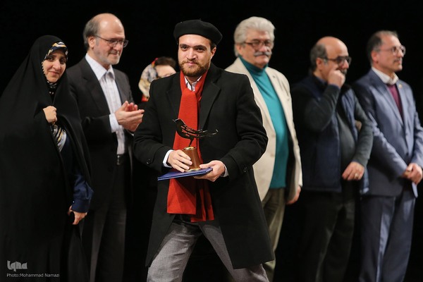 محمدسجاد محمدیان از خبرگزاری بین‌المللی قرآن (ایکنا) برای مطلب «موسیقی؛ مُباحی مشهود، اما محدود» جایه نفر اول بخش «یادداشت و سرمقاله» را بدست آورد.