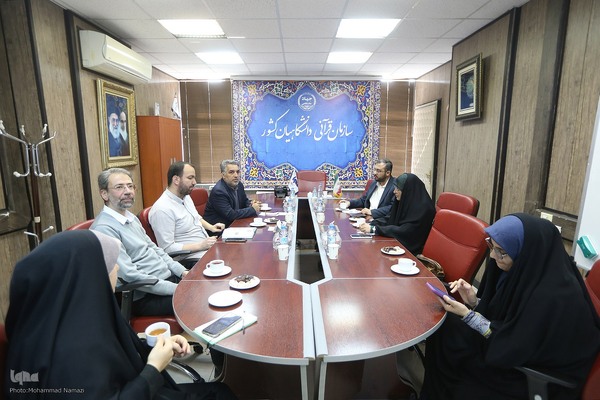 بازدید مدیرکل تبلیغ و امور دینی نهاد نمایندگی مقام معظم رهبری در دانشگاه آزاد