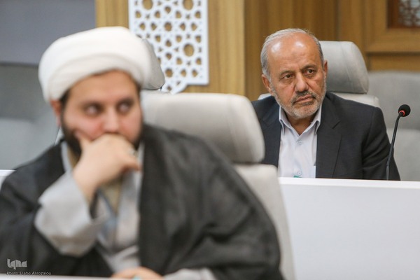 نشست هم‌اندیشی نهضت ملی زندگی با آیه‌ها