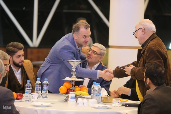 مراسم تجلیل از نفرات برتر مسابقات قرآن در استان تهران