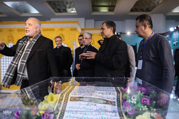 بازدید وزیر علوم از سی‌ودومین نمایشگاه بین‌المللی قرآن کریم