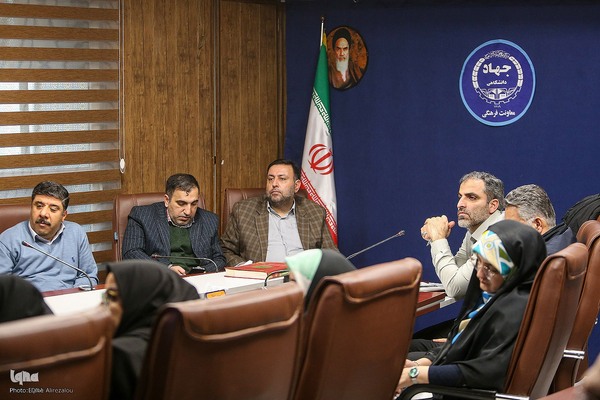 جلسه تدبر در قرآن کریم