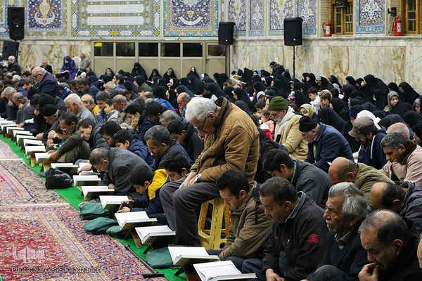 آیین جز‌ءخوانی قرآن در حسینیه رضوی اصفهان