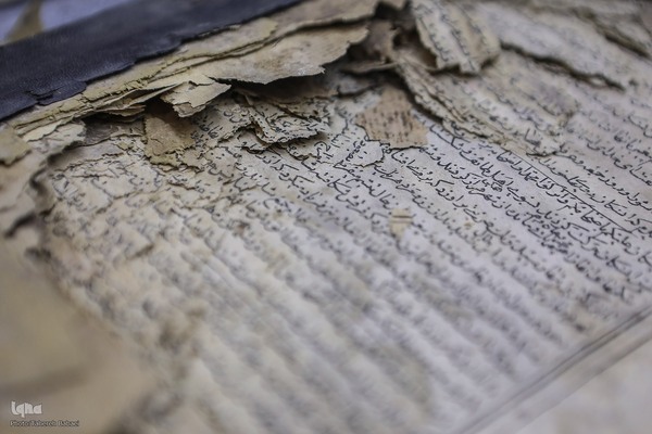 گذری در کتابخانه و موزه ملی ملک