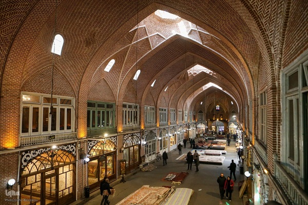 گذری در بازار مظفریه تبریز