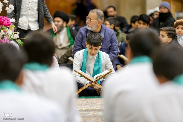 برپایی کرسی تلاوت فاطمی در حرم مطهر بانوی کرامت