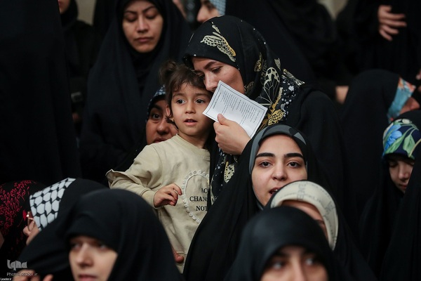 دیدار هزاران نفر از دانشجویان سراسر کشور با رهبر معظم انقلاب