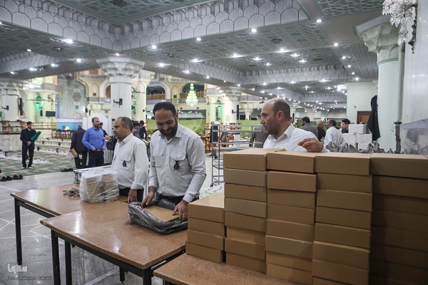 توزیع افطاری در شب میلاد امام حسن مجتبی(ع)