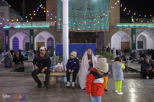 توزیع افطاری در شب میلاد امام حسن مجتبی(ع)