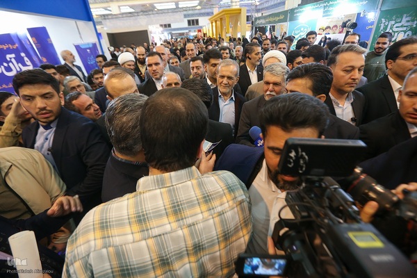 بازدید رئیس جمهور لز نمایشگاه قرآن کریم