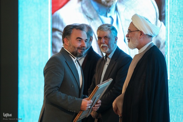 مراسم تجلیل از خادمان قرآن کریم