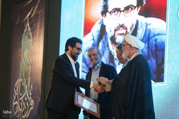 مراسم تجلیل از خادمان قرآن کریم