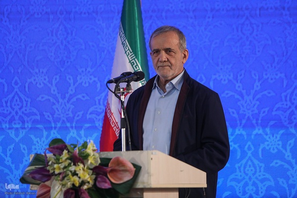 مراسم تجلیل از خادمان قرآن کریم