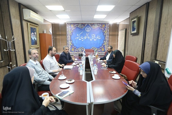 بازدید مدیرکل تبلیغ و امور دینی نهاد نمایندگی مقام معظم رهبری در دانشگاه آزاد از ایکنا